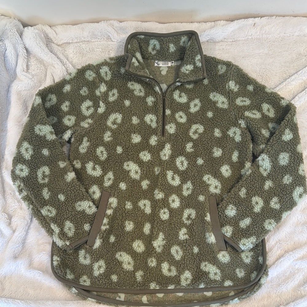 Carve Designs Green Fleece Sweater lg